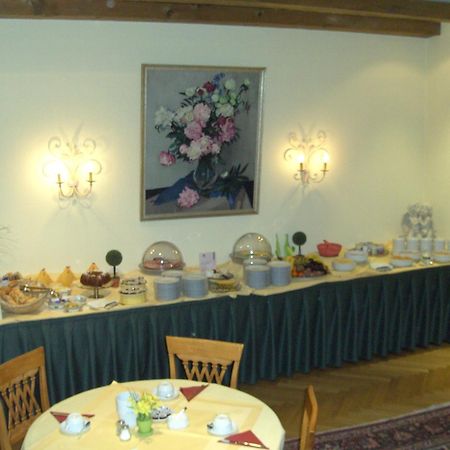 Hotel Roter Hahn - Bed & Breakfast Garmisch-Partenkirchen Extérieur photo