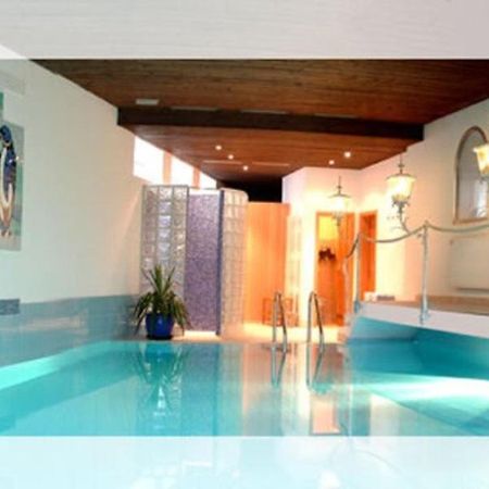 Hotel Roter Hahn - Bed & Breakfast Garmisch-Partenkirchen Extérieur photo