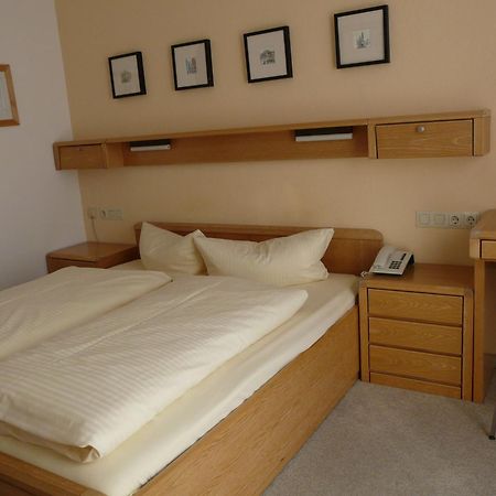 Hotel Roter Hahn - Bed & Breakfast Garmisch-Partenkirchen Extérieur photo