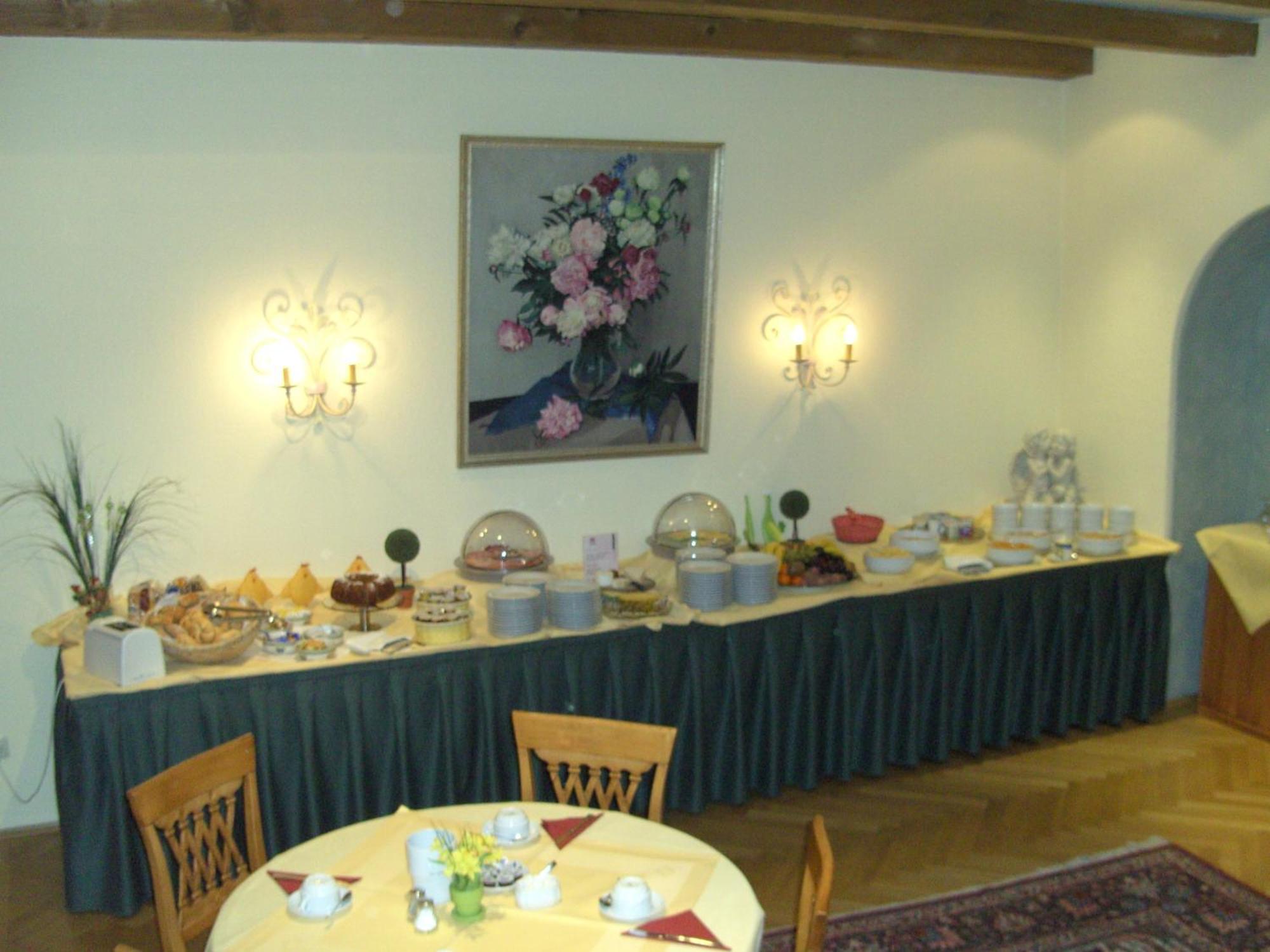 Hotel Roter Hahn - Bed & Breakfast Garmisch-Partenkirchen Extérieur photo