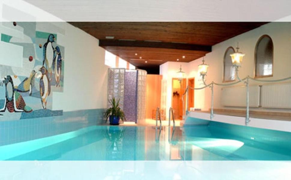 Hotel Roter Hahn - Bed & Breakfast Garmisch-Partenkirchen Extérieur photo