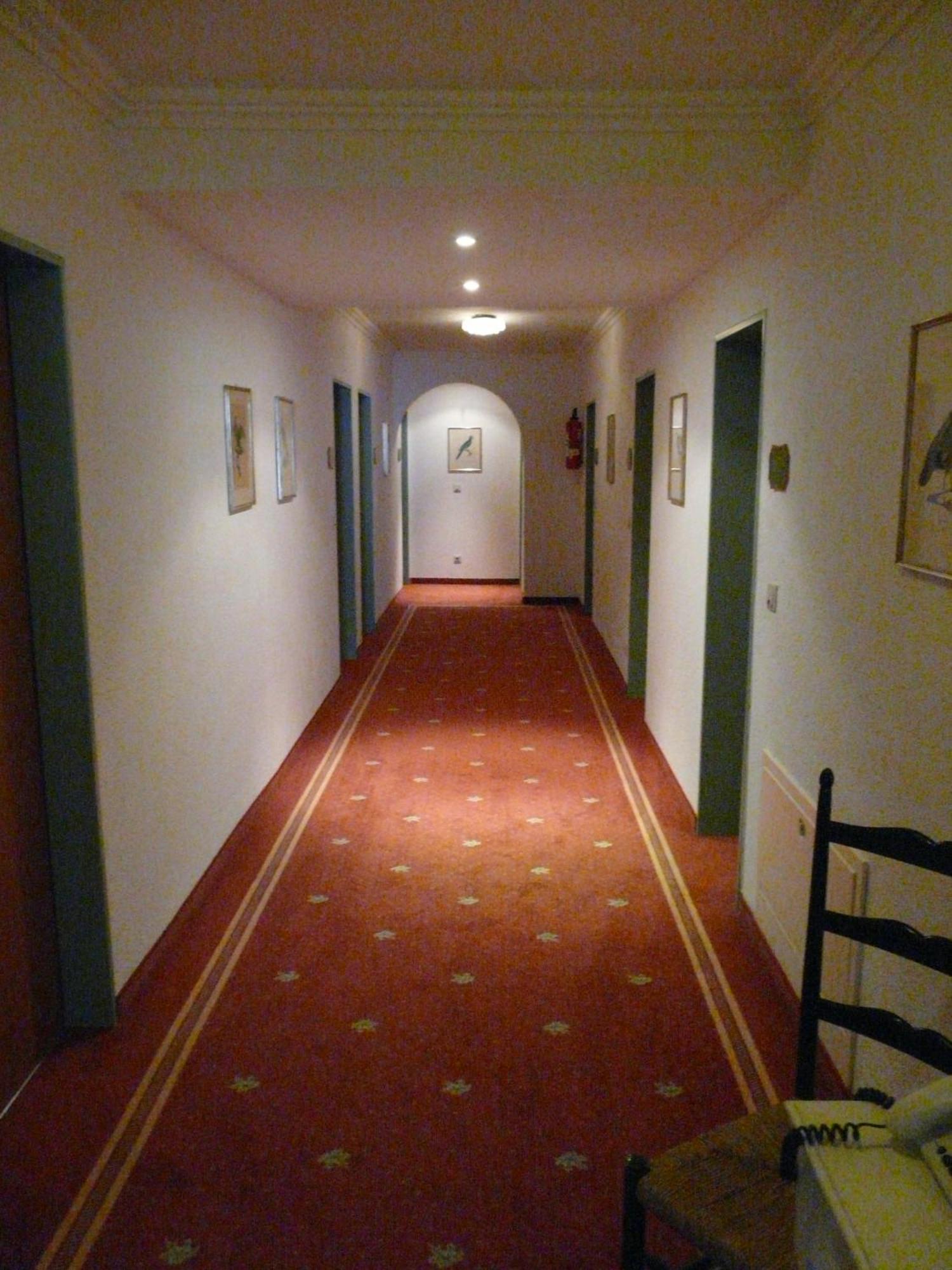 Hotel Roter Hahn - Bed & Breakfast Garmisch-Partenkirchen Extérieur photo